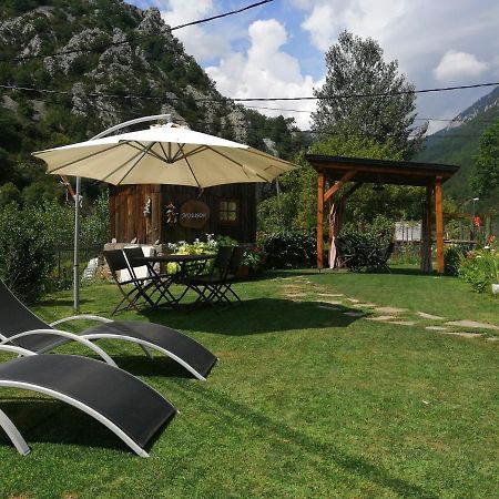 Apartamentos Mobison Salinas de Bielsa Kültér fotó
