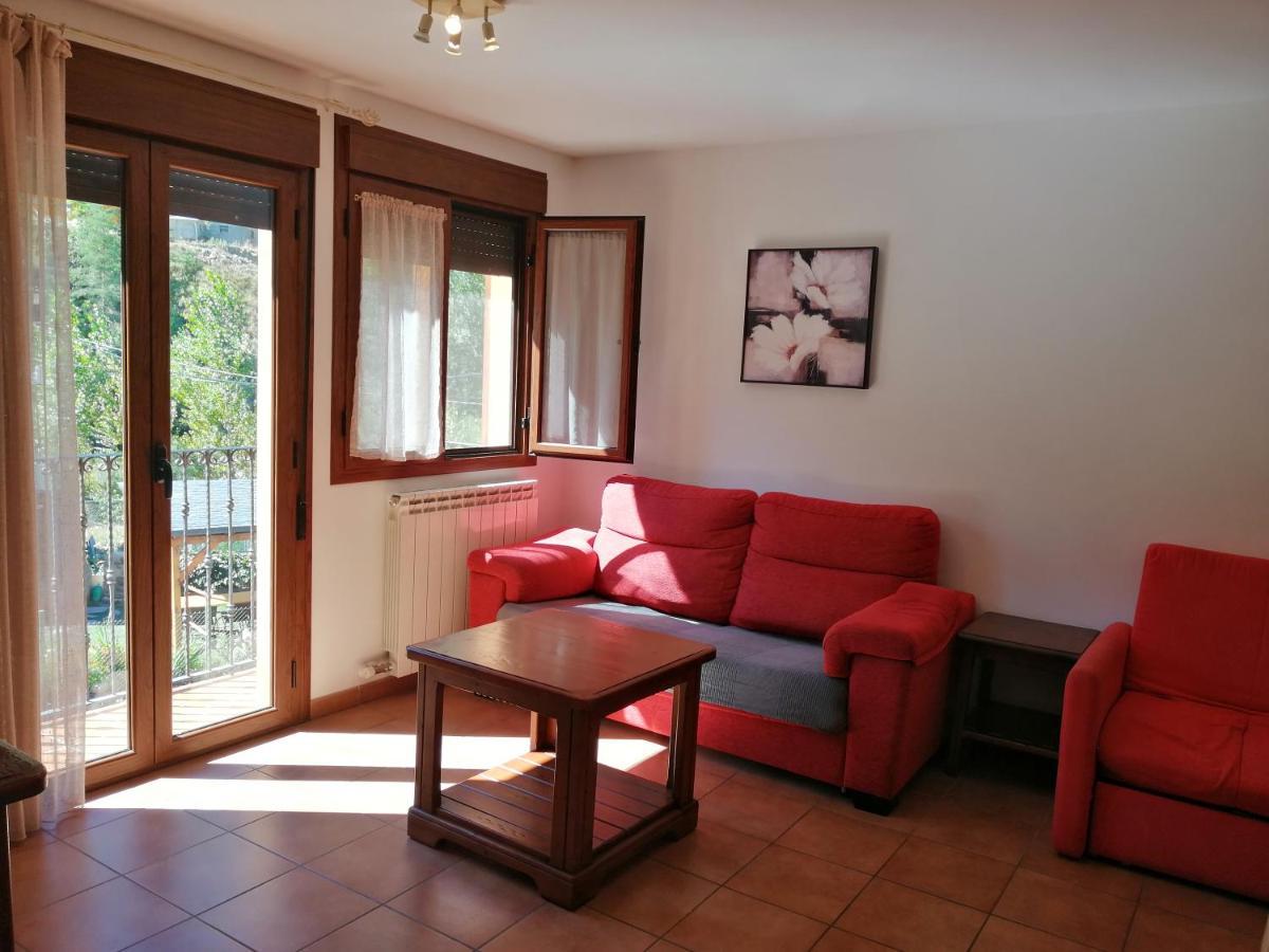 Apartamentos Mobison Salinas de Bielsa Kültér fotó