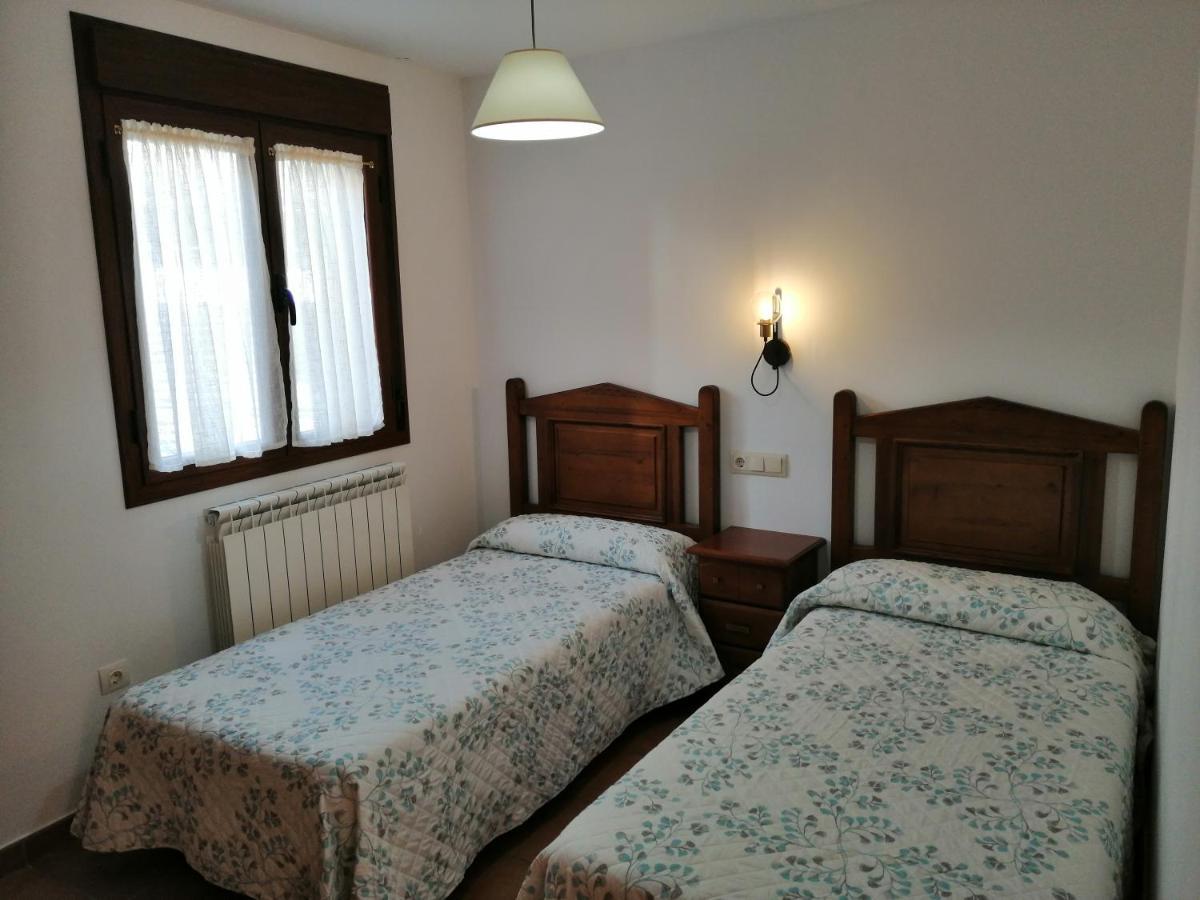 Apartamentos Mobison Salinas de Bielsa Kültér fotó