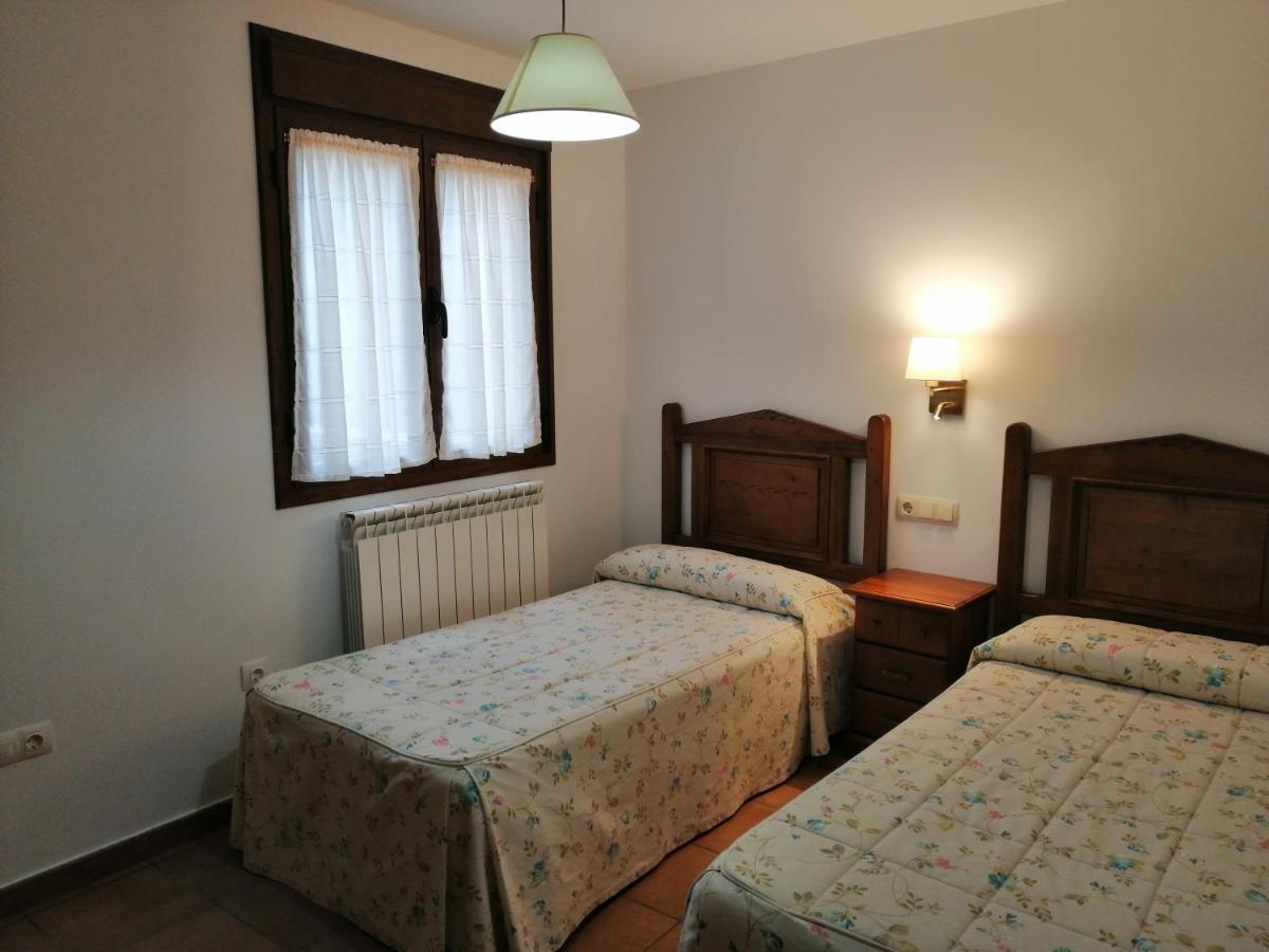 Apartamentos Mobison Salinas de Bielsa Kültér fotó
